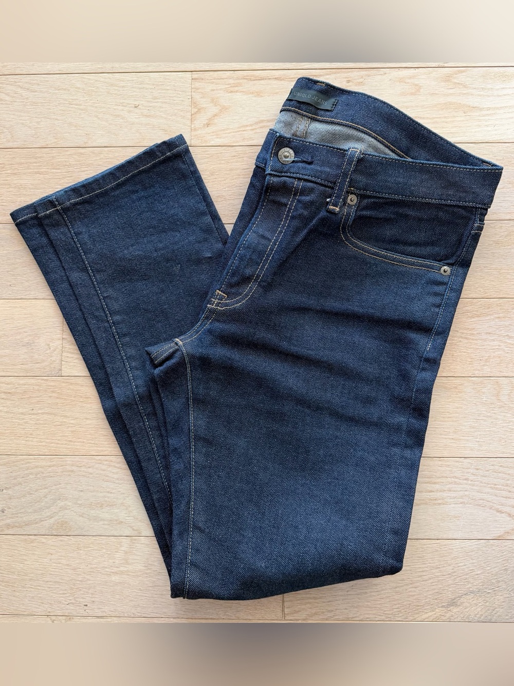 NWOT Uniqlo Men's Dark Indigo Straight Jeans W32